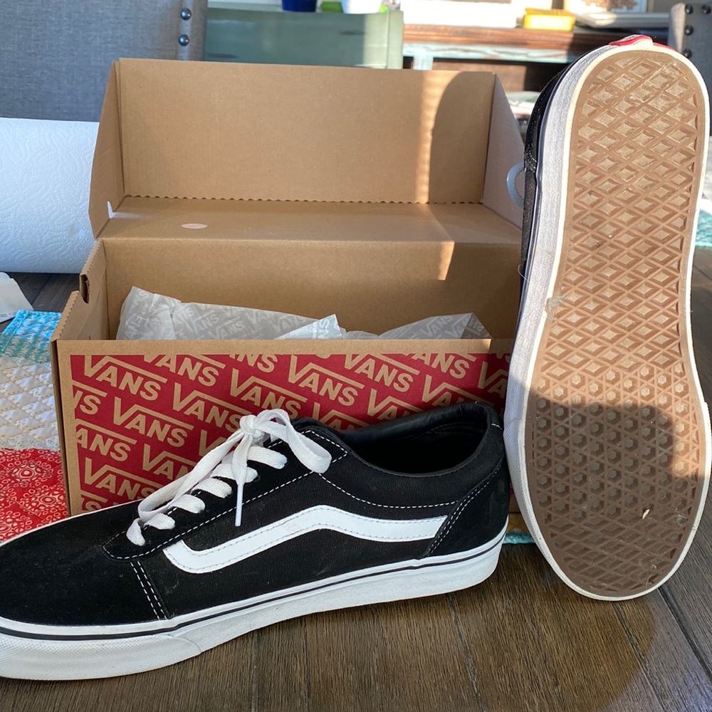 Mens Vans size 11 , worn once